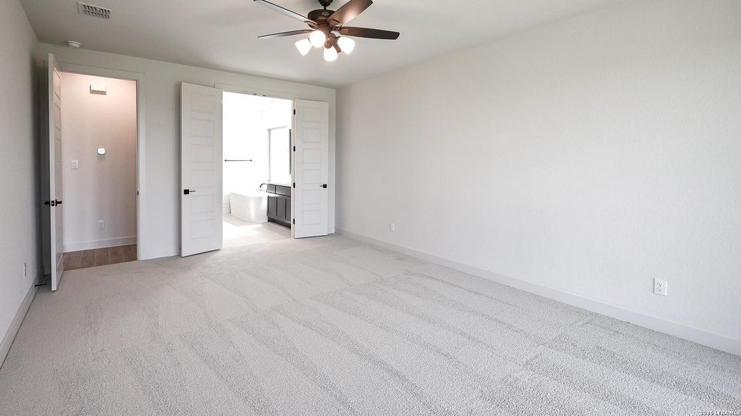 Spacious, unfurnished interior of a new home in Johnson Ranch, Bulverde (Image 24). Spacious, unfurnished interior of a new home in Johnson Ranch, Bulverde (Image 24).