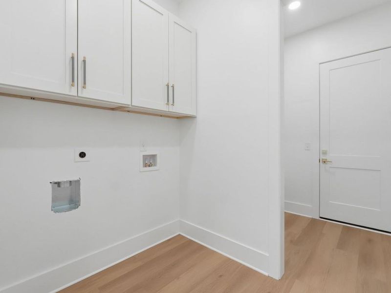 Spacious, unfurnished interior of a new home in , Canton (Image 55).