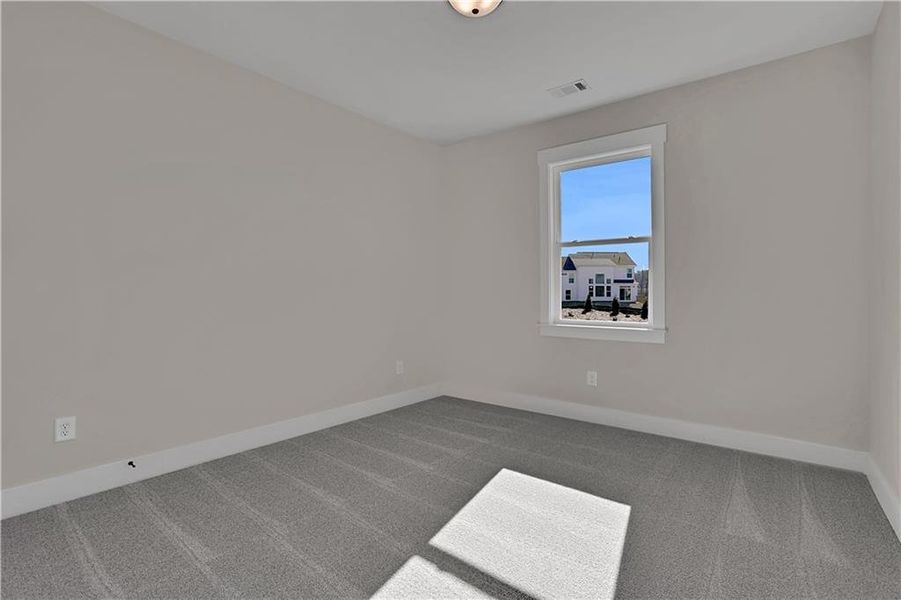 Spacious, unfurnished interior of a new home in Twin Lakes, Hoschton (Image 47).