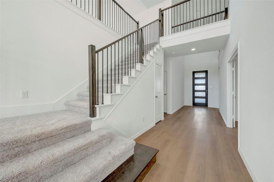 Spacious, unfurnished interior of a new home in Lily Creek at Sutton Fields, Aubrey (Image 34). Spacious, unfurnished interior of a new home in Lily Creek at Sutton Fields, Aubrey (Image 34).