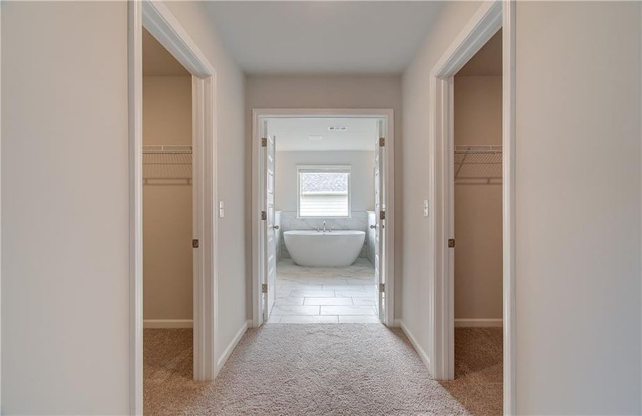 Spacious, unfurnished interior of a new home in Grandview at Millers Mill, Stockbridge (Image 32).