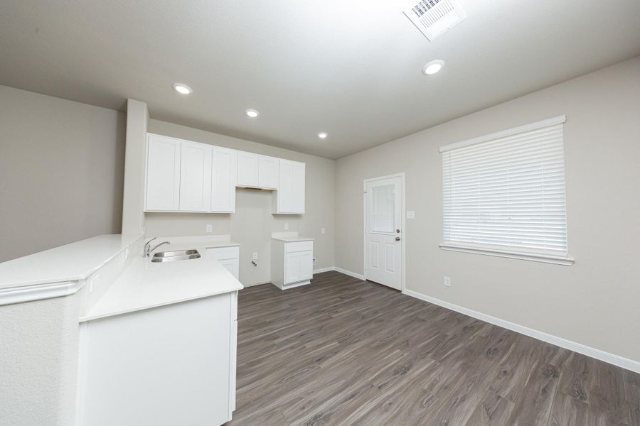 Spacious, unfurnished interior of a new home in Ridgeland Hills, Willis (Image 10). Spacious, unfurnished interior of a new home in Ridgeland Hills, Willis (Image 10).