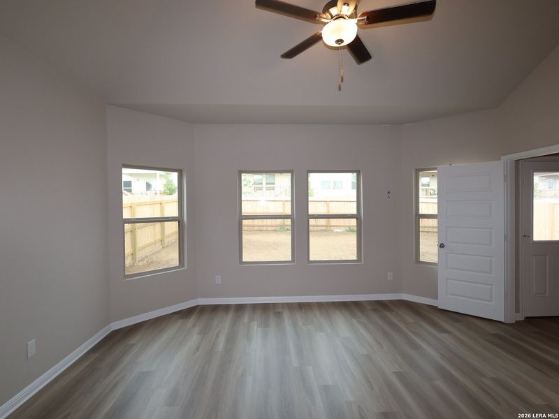 Spacious, unfurnished interior of a new home in Mesquite Ridge, San Antonio (Image 22). Spacious, unfurnished interior of a new home in Mesquite Ridge, San Antonio (Image 22).