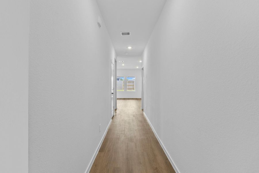 Spacious, unfurnished interior of a new home in Maple Woods, Hockley (Image 17). Spacious, unfurnished interior of a new home in Maple Woods, Hockley (Image 17).