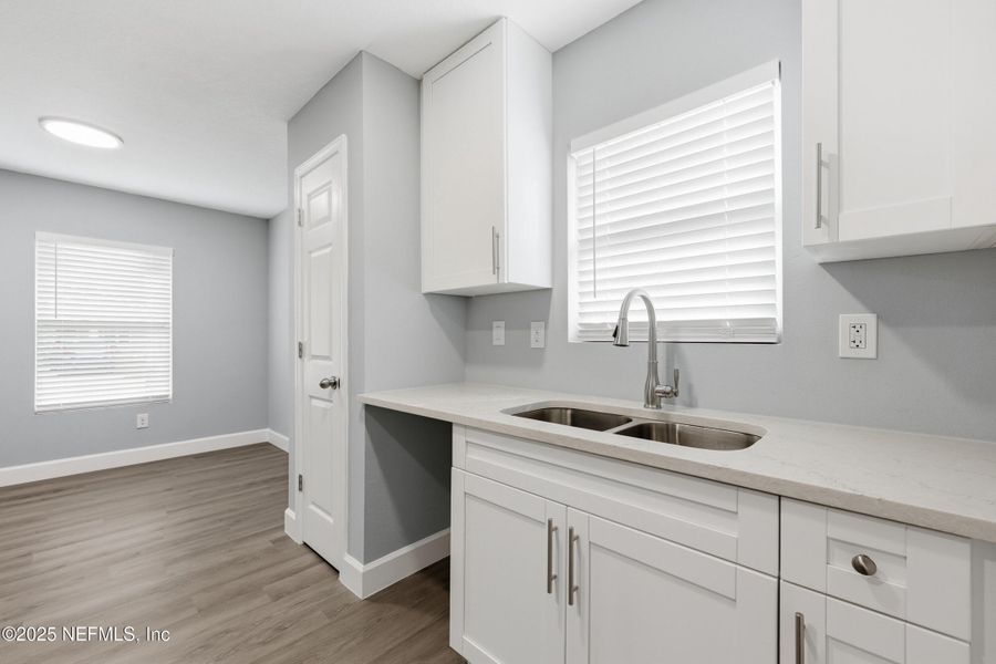 Furnished interior view inside a new home in , Jacksonville (Image 7).