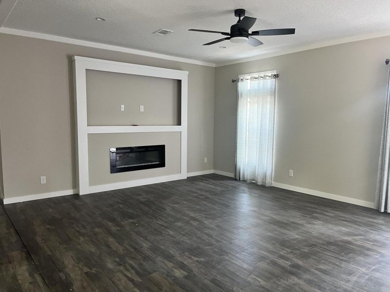 Spacious, unfurnished interior of a new home in , Cottageville (Image 12).