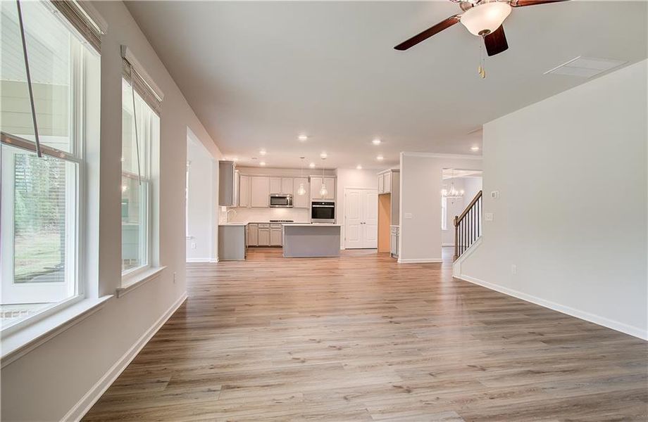 Spacious, unfurnished interior of a new home in Cooper Park, McDonough (Image 20).