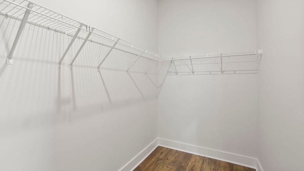 Spacious, unfurnished interior of a new home in Sunset Summits, Spartanburg (Image 38).