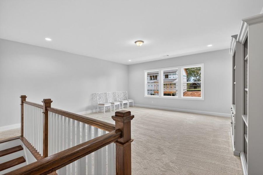 Spacious, unfurnished interior of a new home in Hemingway, Flowery Branch (Image 46).