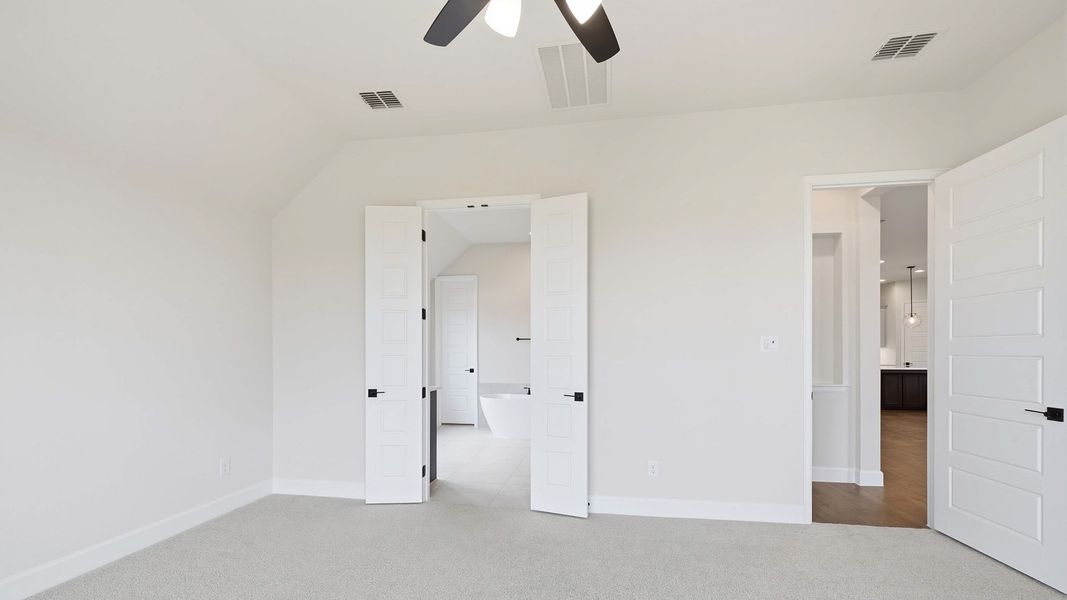 Spacious, unfurnished interior of a new home in Lakewood Village, Lakewood Village (Image 21).