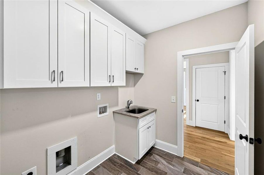 Furnished interior view inside a new home in , Bishop (Image 45).