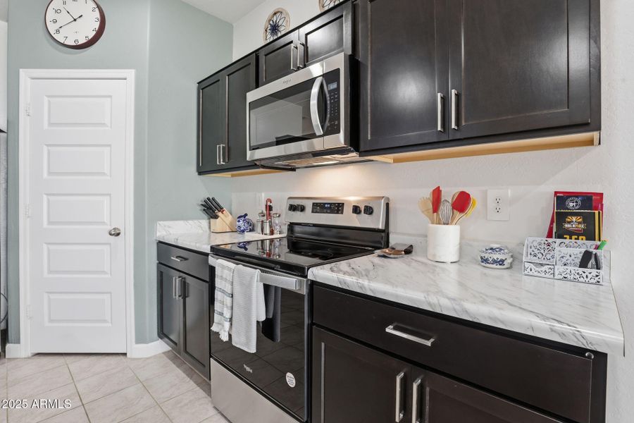 Appliances in almost new condition