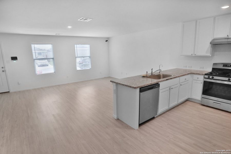 Image 25 of a home in Southton Meadows: Stonehill Collection.