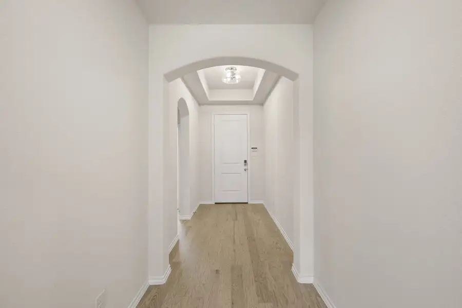 Spacious, unfurnished interior of a new home in Summer Crest, Fort Worth (Image 31). Spacious, unfurnished interior of a new home in Summer Crest, Fort Worth (Image 31).