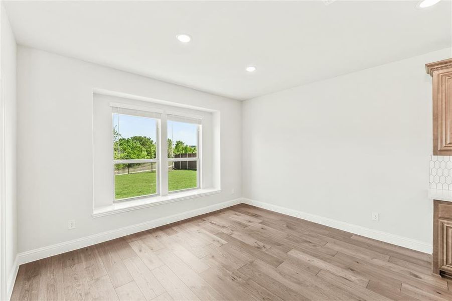 Spacious, unfurnished interior of a new home in Liberty, Melissa (Image 31).