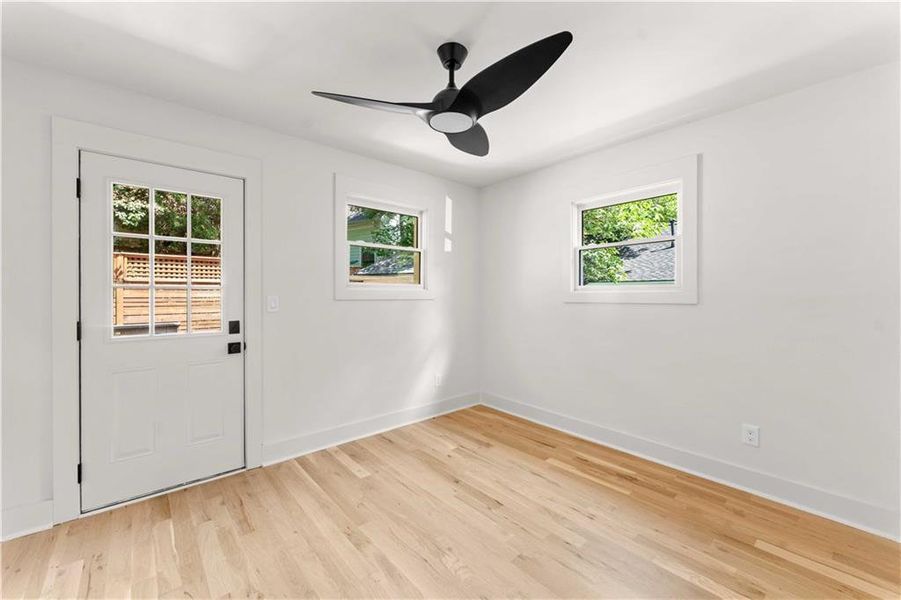 Spacious, unfurnished interior of a new home in , Atlanta (Image 21).