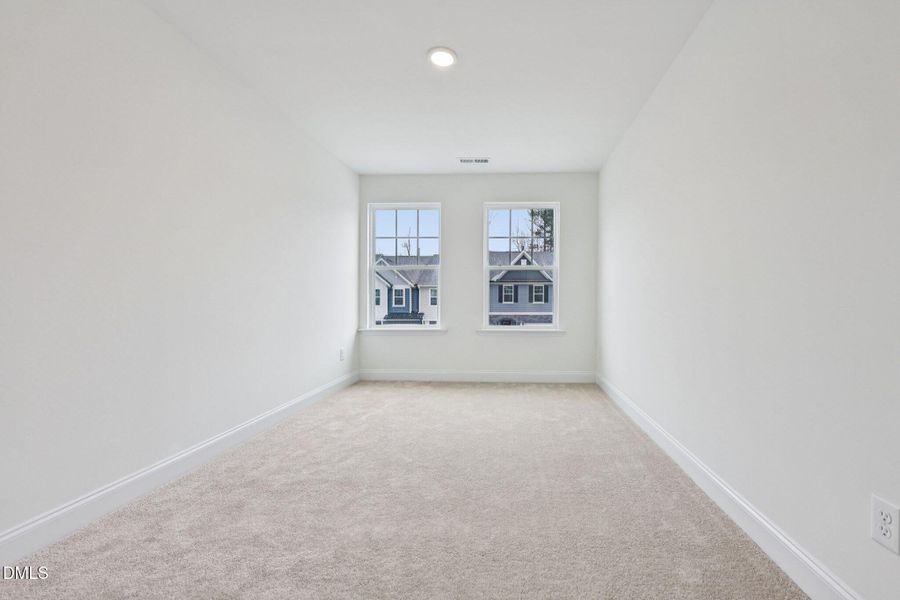 33-web-or-mls-Kensley Grv Ln-S0502-033