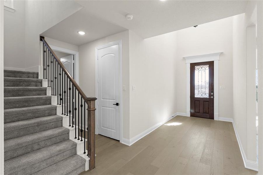 Spacious, unfurnished interior of a new home in Hillside Village, Celina (Image 19).