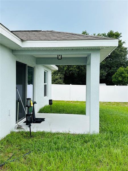 Exterior details and patio area of a home in , Ocala (Image 3).