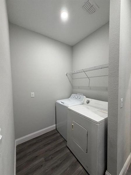 Furnished interior view inside a new home in , Ocala (Image 8).
