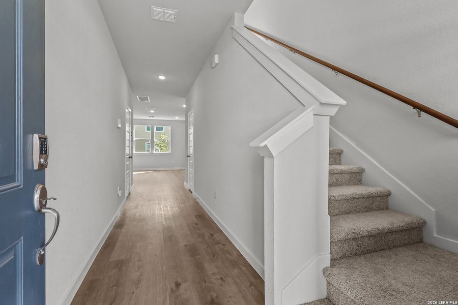 Spacious, unfurnished interior of a new home in Senna, Leon Valley (Image 19). Spacious, unfurnished interior of a new home in Senna, Leon Valley (Image 19).