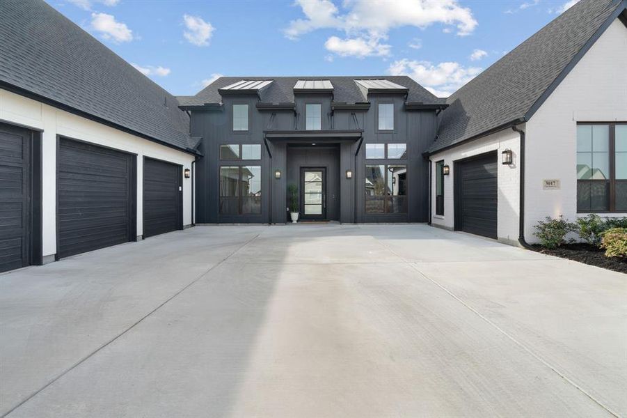 Image 37 of a home in . Image 37 of a home in .