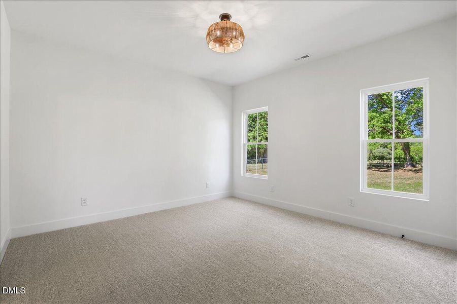21-204 W Wilson St-21