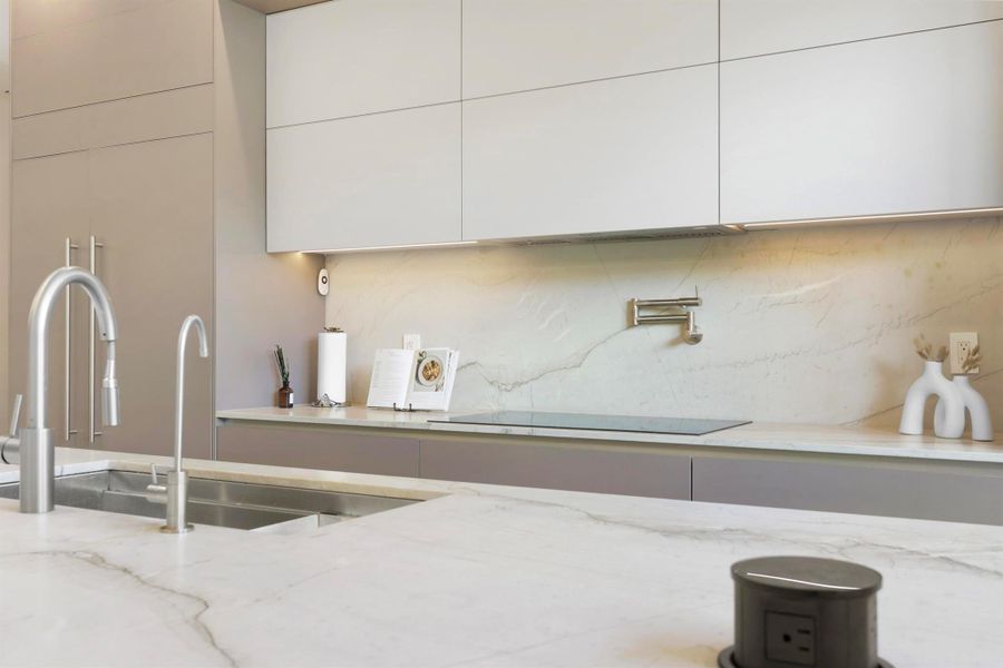 Close-up of interior finishes inside a home in , Fort Lauderdale (Image 20).