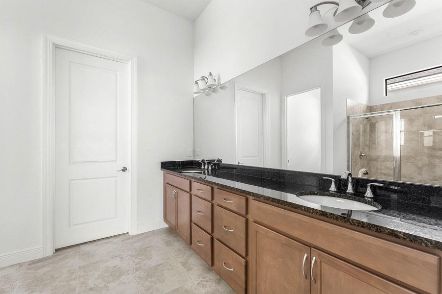 Furnished interior view inside a new home in , Port St. Lucie (Image 6).