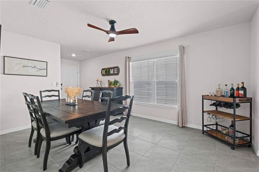 Furnished interior view inside a new home in Silverstone North, Palmetto (Image 29).