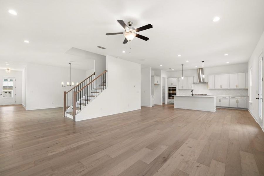 Spacious, unfurnished interior of a new home in East Harbor II at Chestatee, Dawsonville (Image 32).