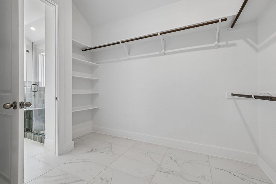 Spacious, unfurnished interior of a new home in Persimmon, Buda (Image 23). Spacious, unfurnished interior of a new home in Persimmon, Buda (Image 23).