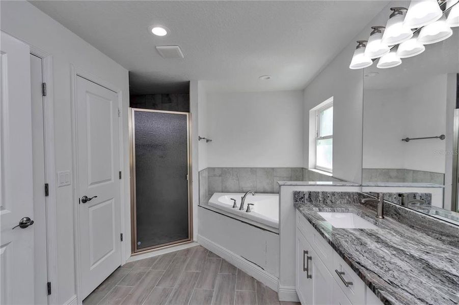 Furnished interior view inside a new home in , Ocala (Image 10).