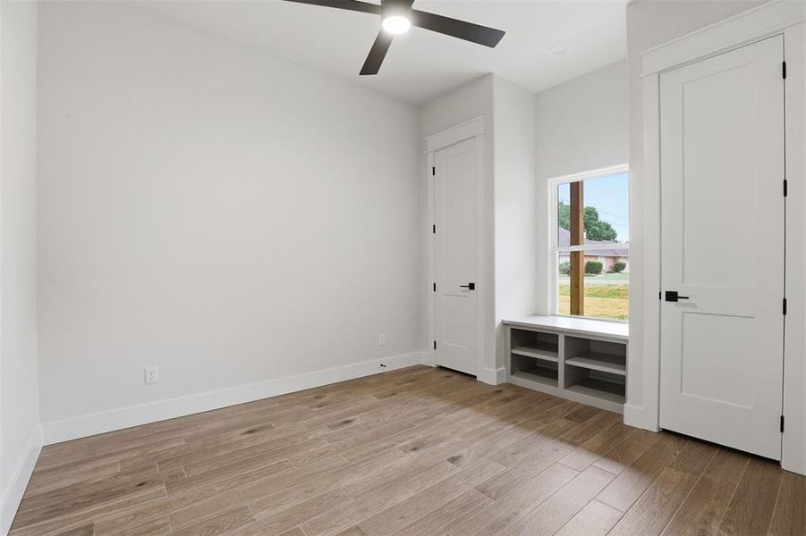 Spacious, unfurnished interior of a new home in , Granbury (Image 32).