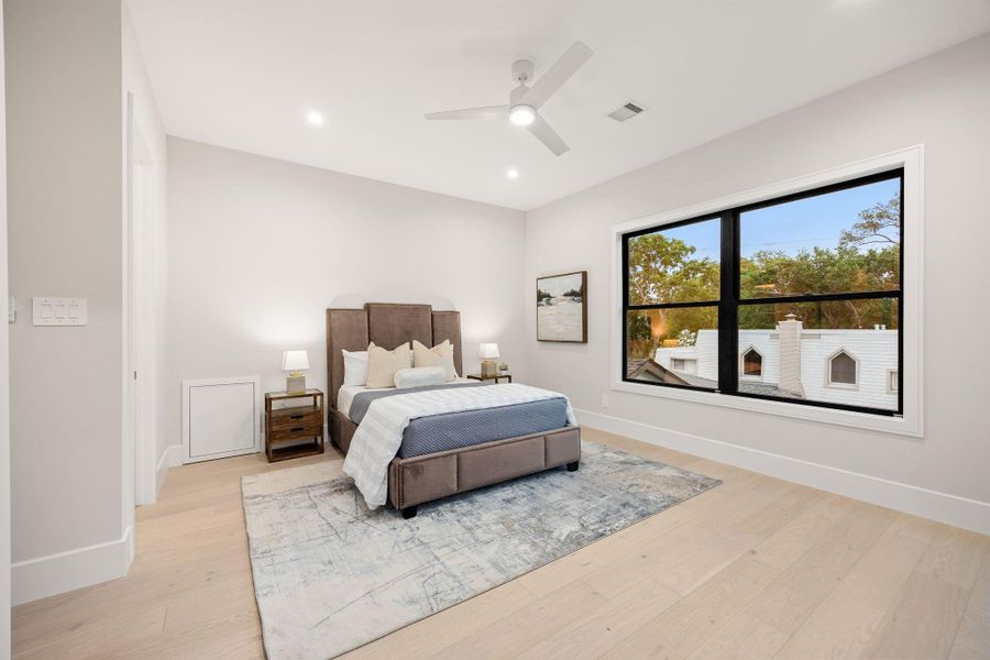 Furnished interior view inside a new home in , Houston (Image 13).