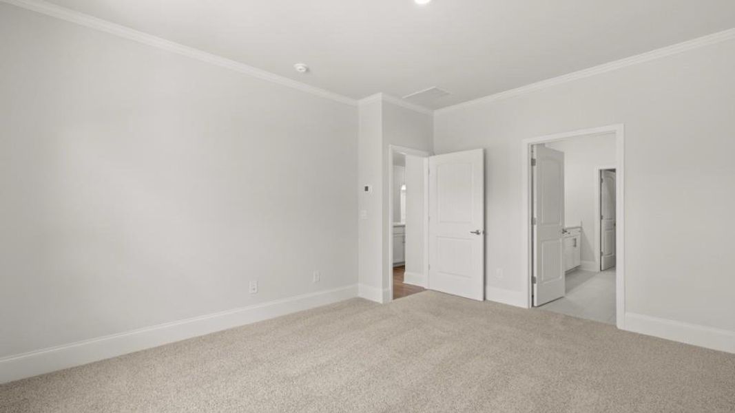 Spacious, unfurnished interior of a new home in , Dallas (Image 21).