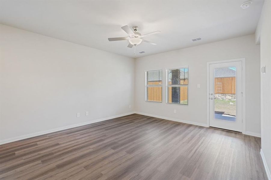 Photo is not of the actual home, but is an inspirational photo of builder’s model home and may depict options, furnishings, and/or decorator features that are not included.