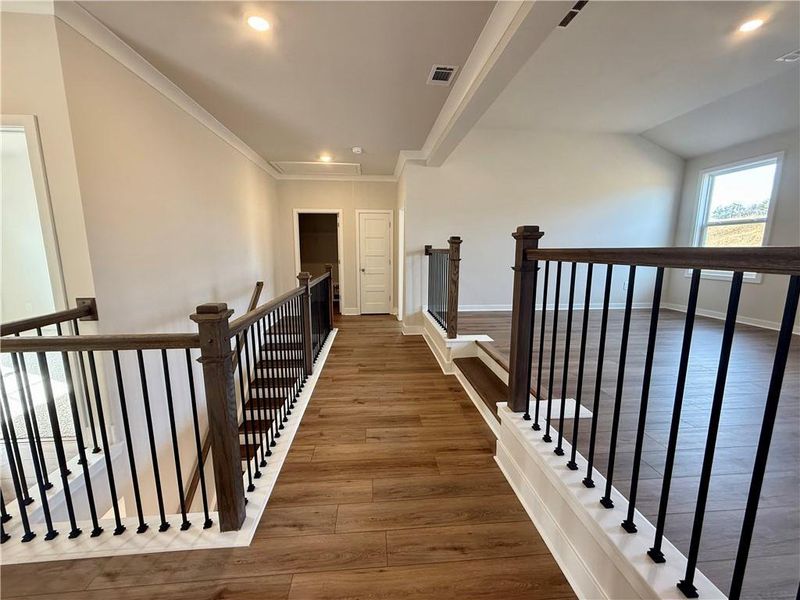 Spacious, unfurnished interior of a new home in Ponderosa Farms Manor, Gainesville (Image 35).