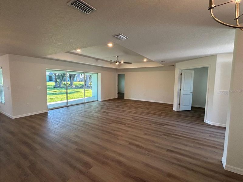 Spacious, unfurnished interior of a new home in , Brooksville (Image 9).