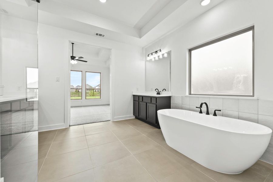 Furnished interior view inside a new home in , Katy (Image 12).