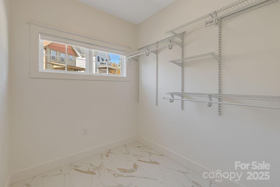 Image 44 of a home in .