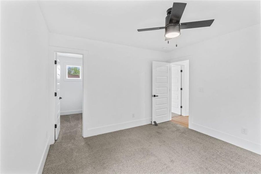 Spacious, unfurnished interior of a new home in , Braselton (Image 23).