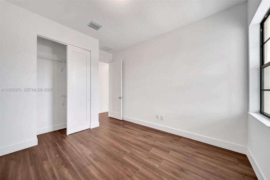 Spacious, unfurnished interior of a new home in Marina Landings, Fort Lauderdale (Image 48).