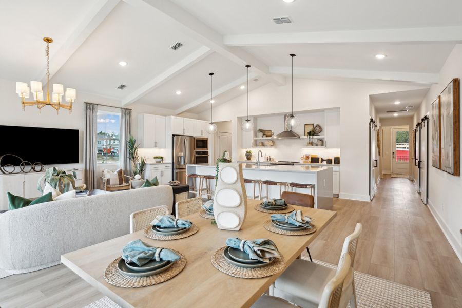 Dining Area Dining Area