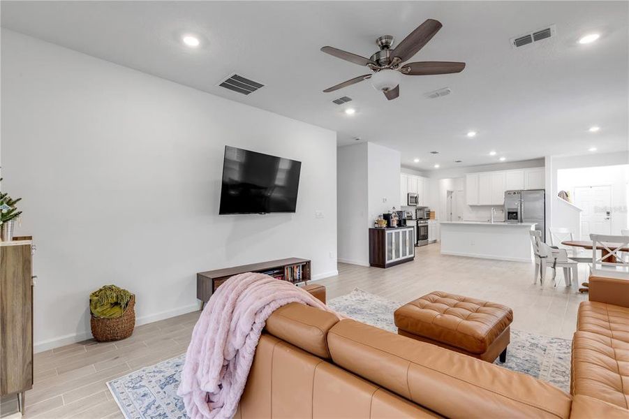Furnished interior view inside a new home in , St. Augustine (Image 41).