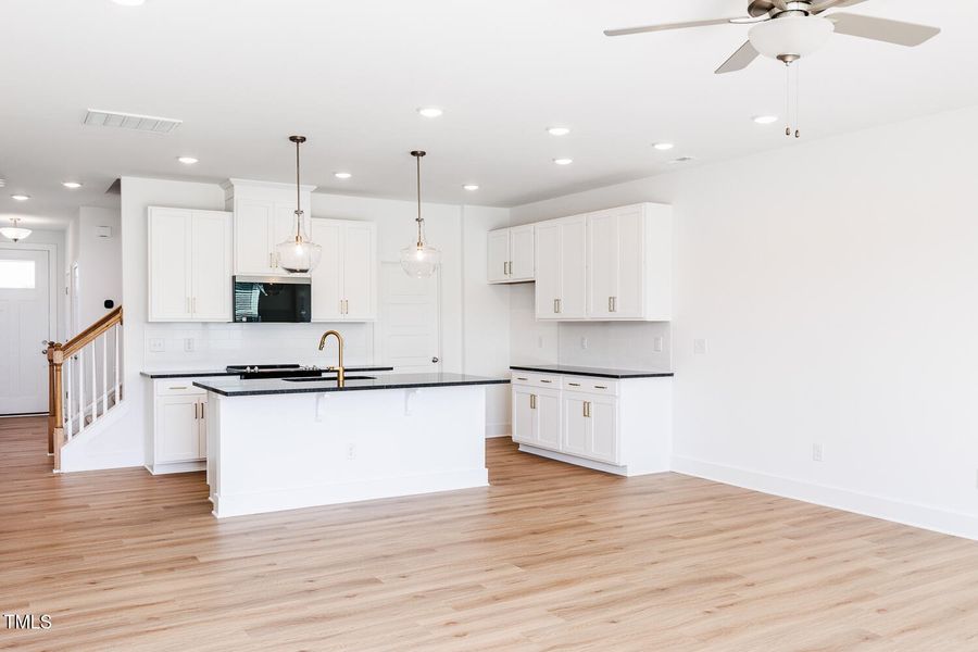 RDU_VaughanFarms_TH_Lot25_Aurora_QMI_kit