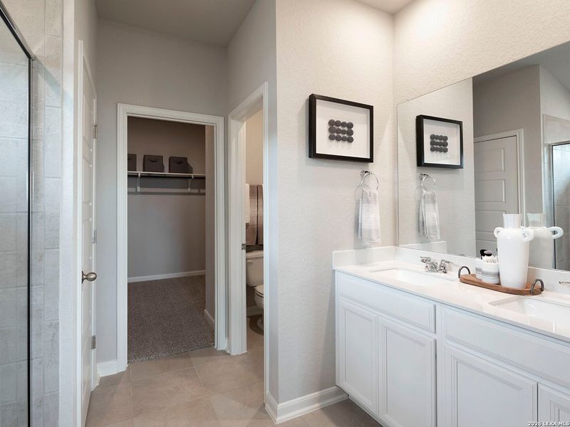Furnished interior view inside a new home in Remington Ranch, San Antonio (Image 5).