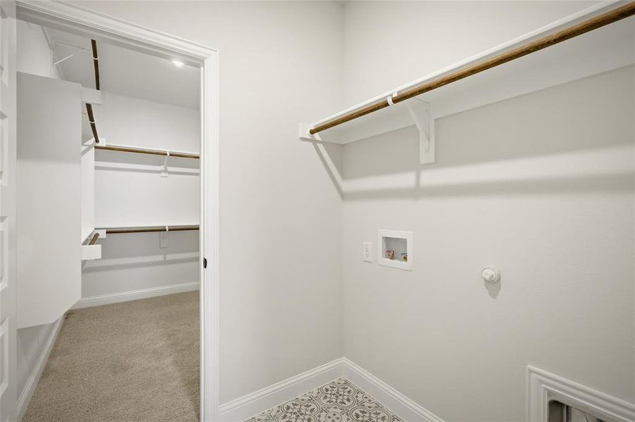 Spacious, unfurnished interior of a new home in Meadow Vista, Anna (Image 21).