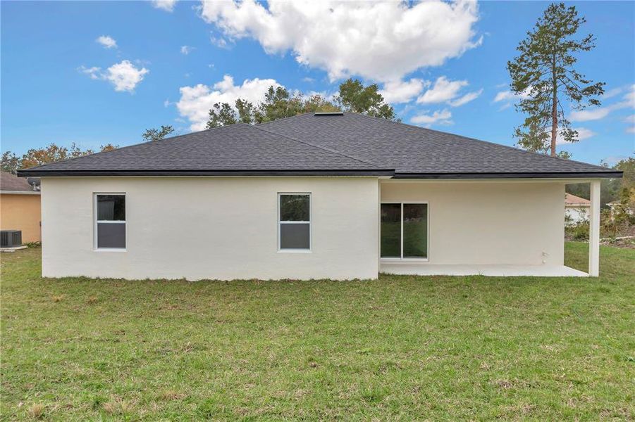 Exterior details and patio area of a home in , Ocala (Image 30). Exterior details and patio area of a home in , Ocala (Image 30).