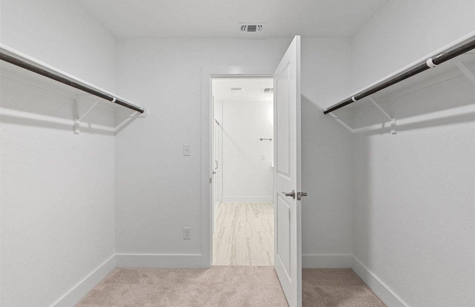 Spacious, unfurnished interior of a new home in Saddleback at Santa Rita Ranch, Liberty Hill (Image 15). Spacious, unfurnished interior of a new home in Saddleback at Santa Rita Ranch, Liberty Hill (Image 15).